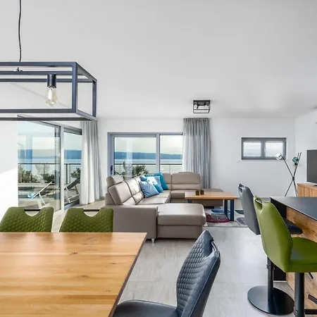 Seaview Big Blue With 32sqm Heated Pool, 4 Bedrooms, And 3 Bathrooms Vila *